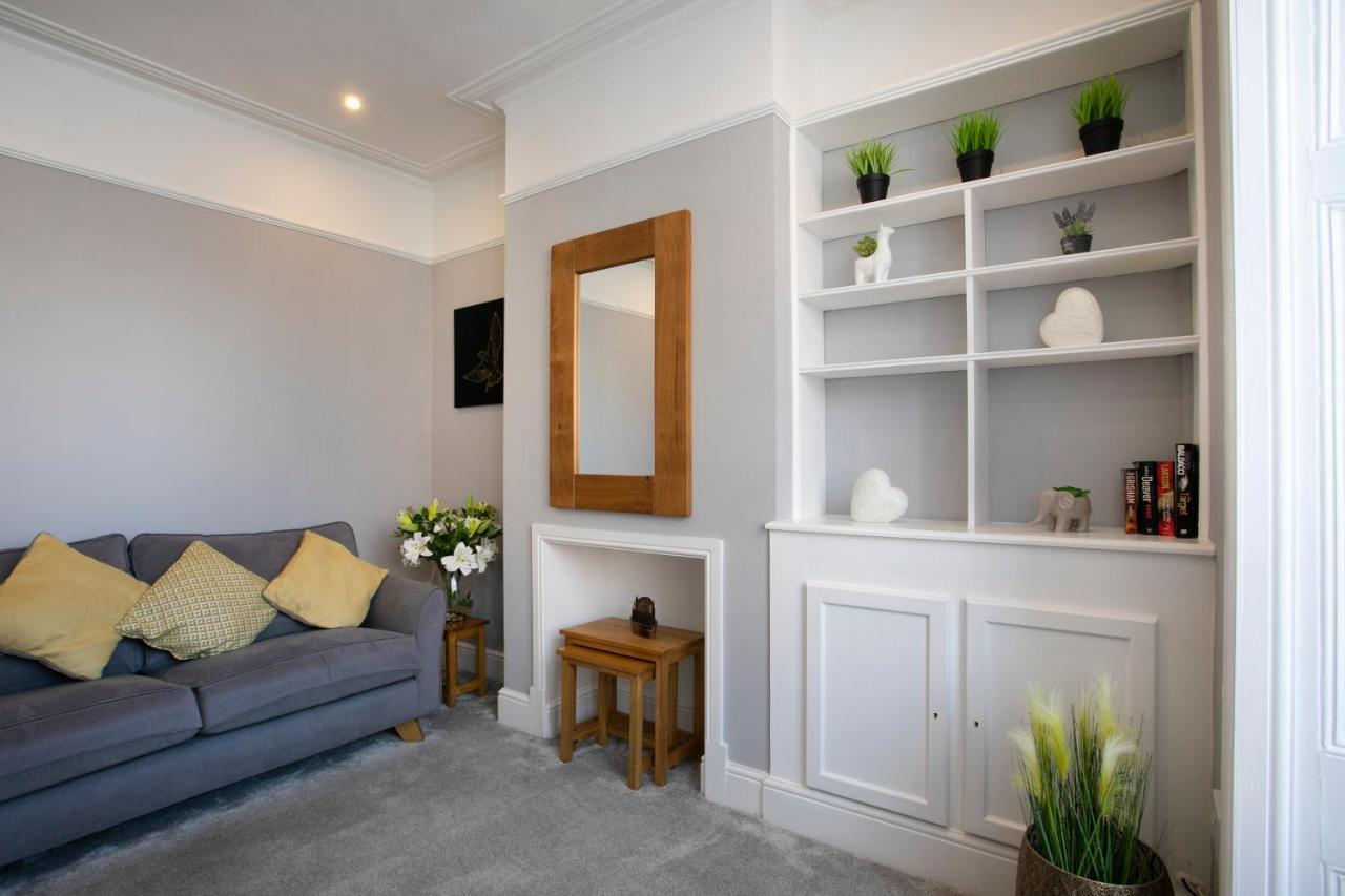 Spring Villa Leicester Exterior foto