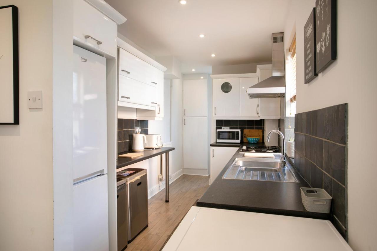 Spring Villa Leicester Exterior foto