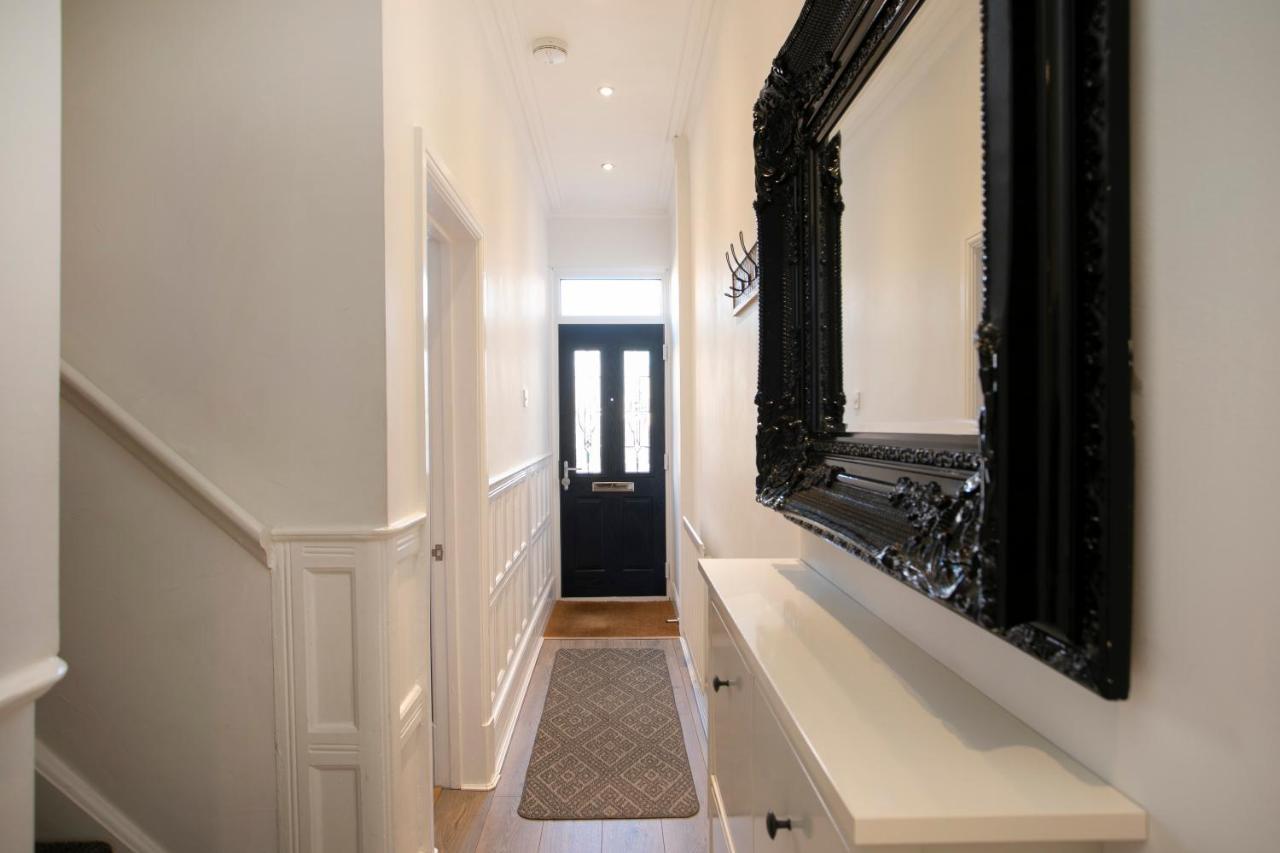 Spring Villa Leicester Exterior foto