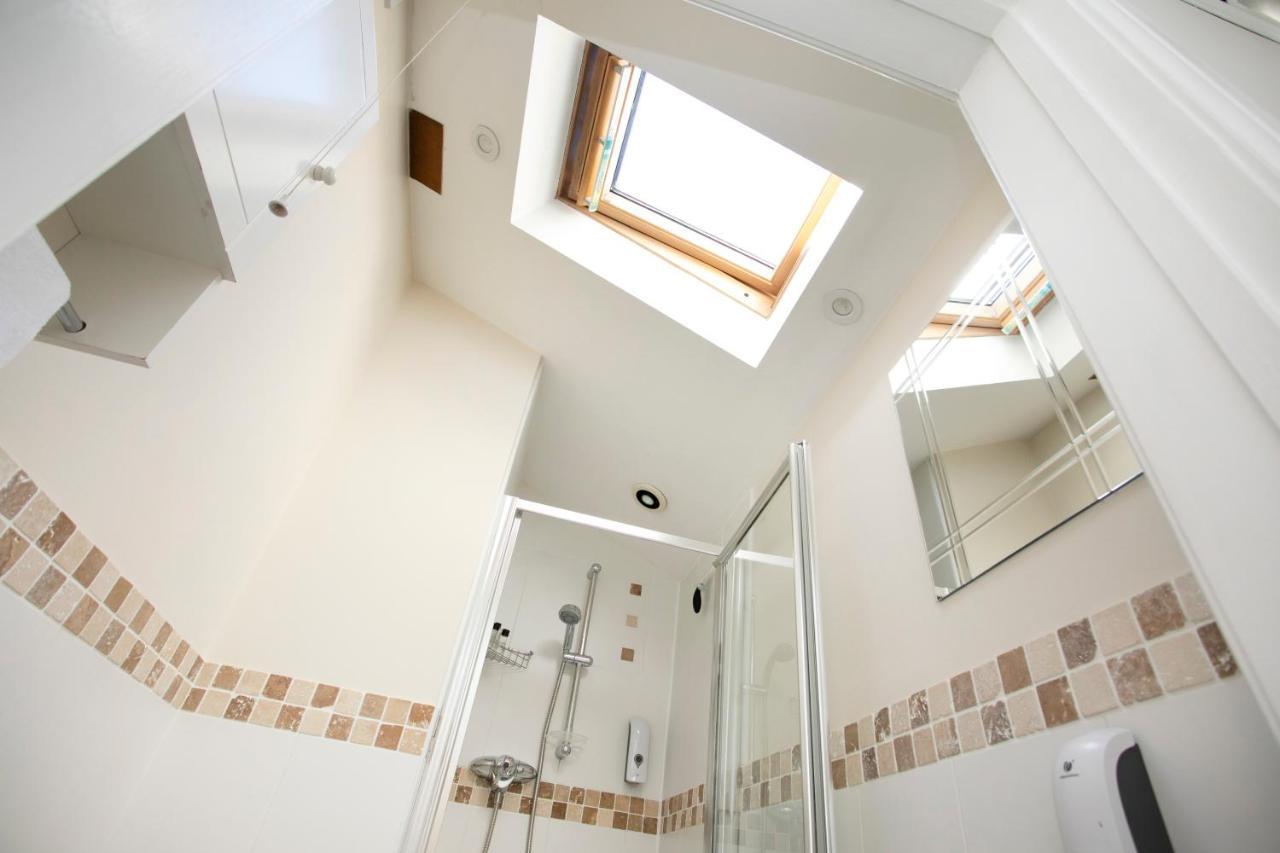 Spring Villa Leicester Exterior foto